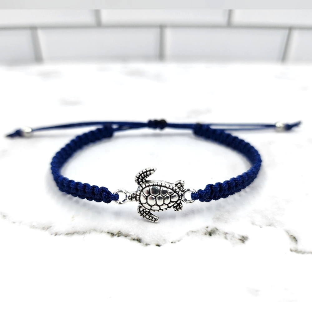 Turtle bracelet Macrame